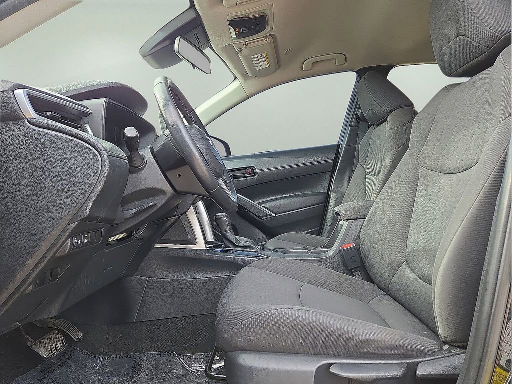 Used 2023 Toyota Corolla Cross LE image 24