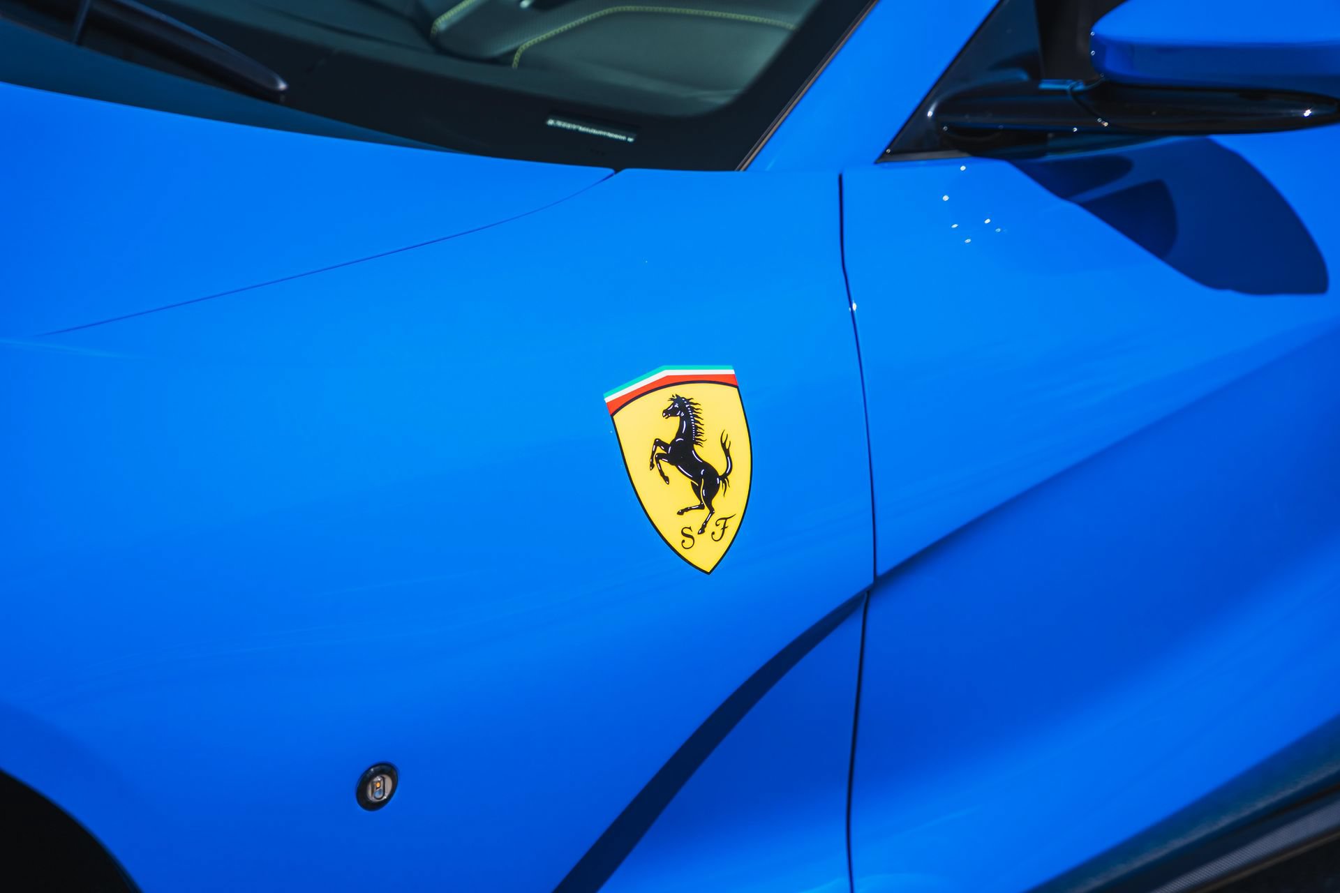 Used 2022 Ferrari 812 GTS RWD image 28