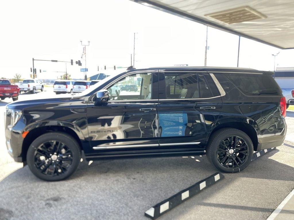 New 2024 GMC Yukon Denali w/ Denali Reserve Package image 6