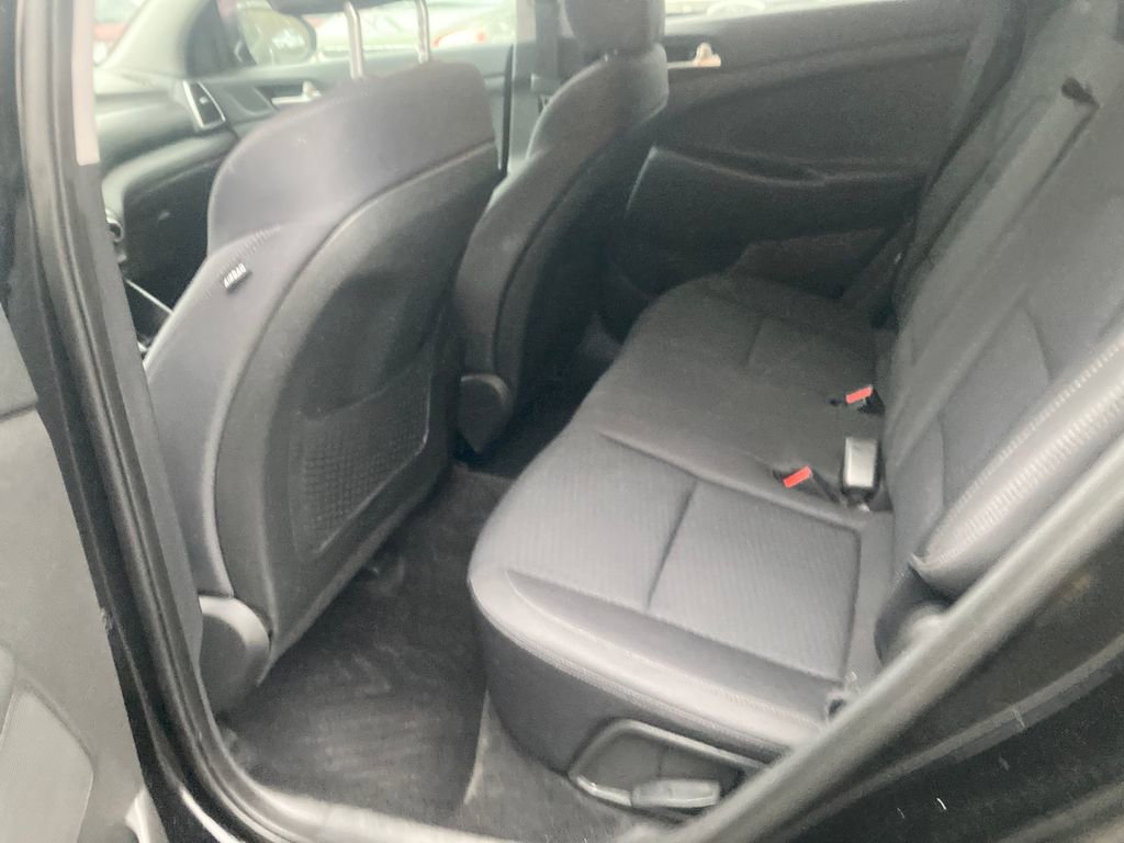Used 2019 Hyundai Tucson SE image 29