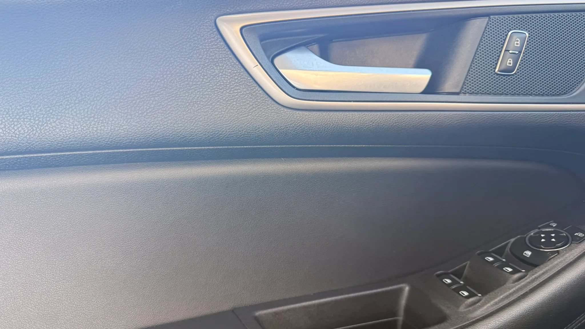 Used 2024 Ford Edge SEL AWD/4WD image 26