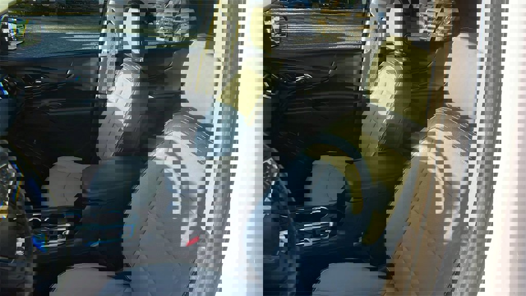 Certified 2022 Chevrolet Equinox LT image 14