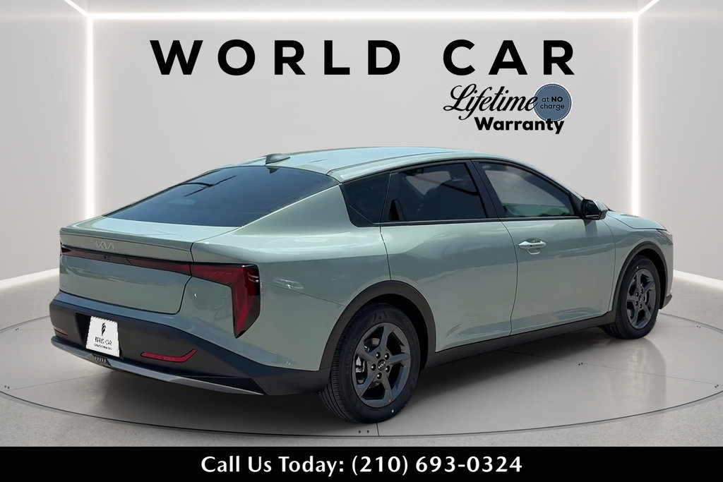 New 2026 Kia K4 FWD image 3