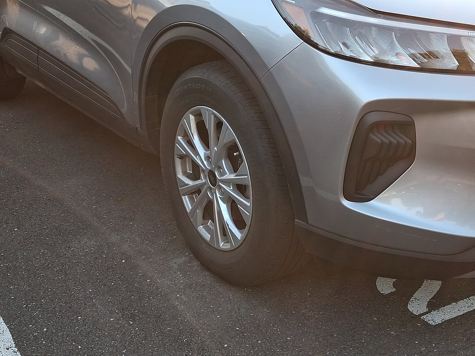 Used 2023 Ford Escape Active AWD/4WD image 6