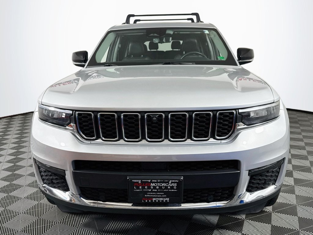 Used 2021 Jeep Grand Cherokee L Limited w/ Luxury Tech Group II AWD/4WD image 2