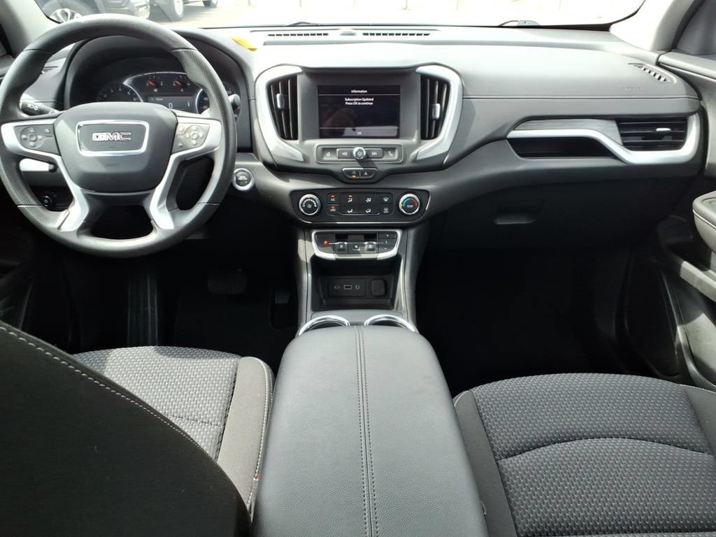 Used 2023 GMC Terrain SLE FWD image 10