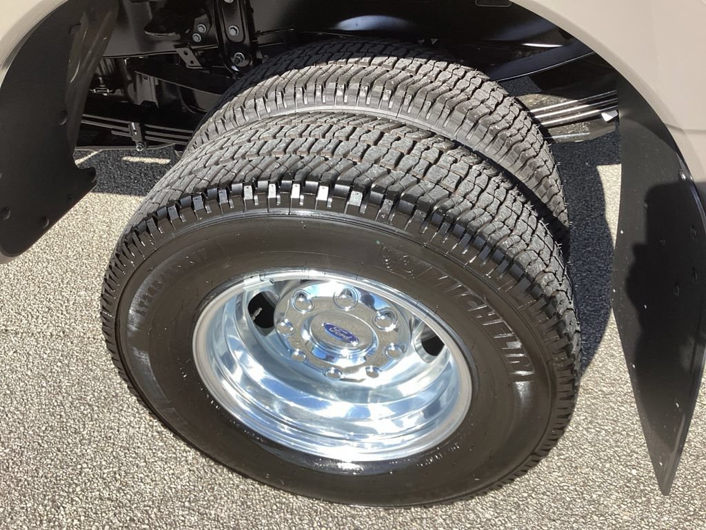 New 2026 Ford F350 Lariat AWD/4WD image 27
