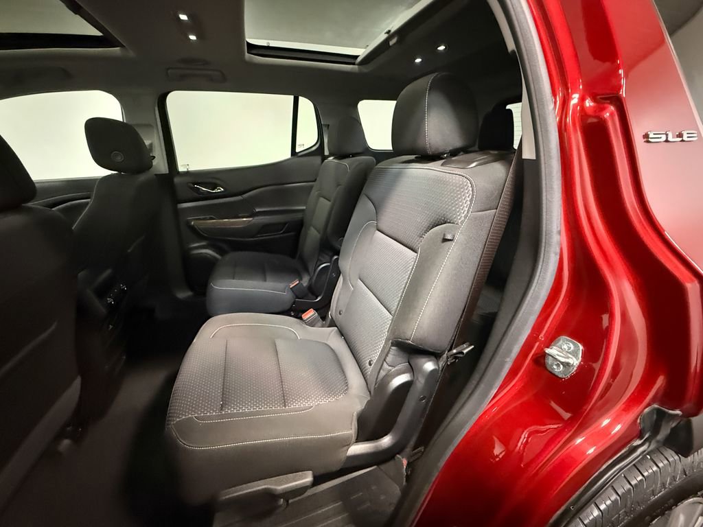 Used 2023 GMC Acadia SLE w/ Driver Convenience Package AWD/4WD image 7