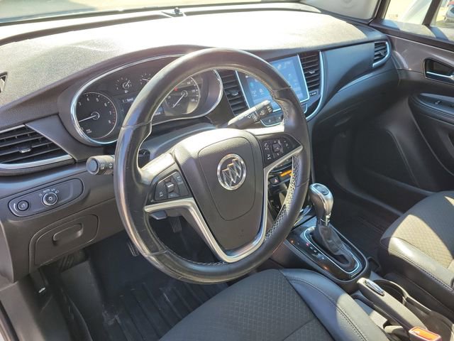 Used 2020 Buick Encore Preferred w/ Safety Package image 21