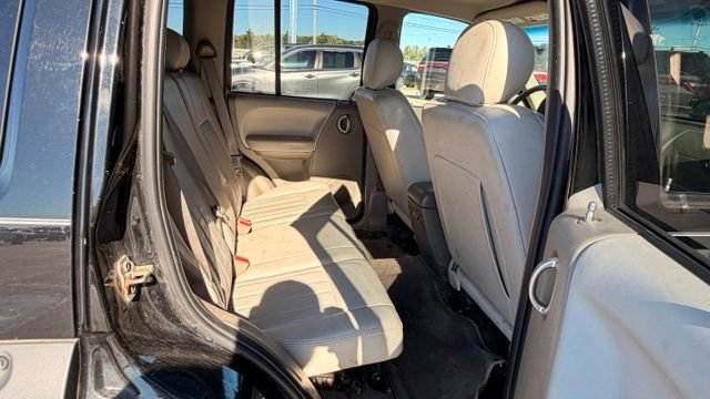 Used 2005 Jeep Liberty Renegade w/ Luxury Group AWD/4WD image 13