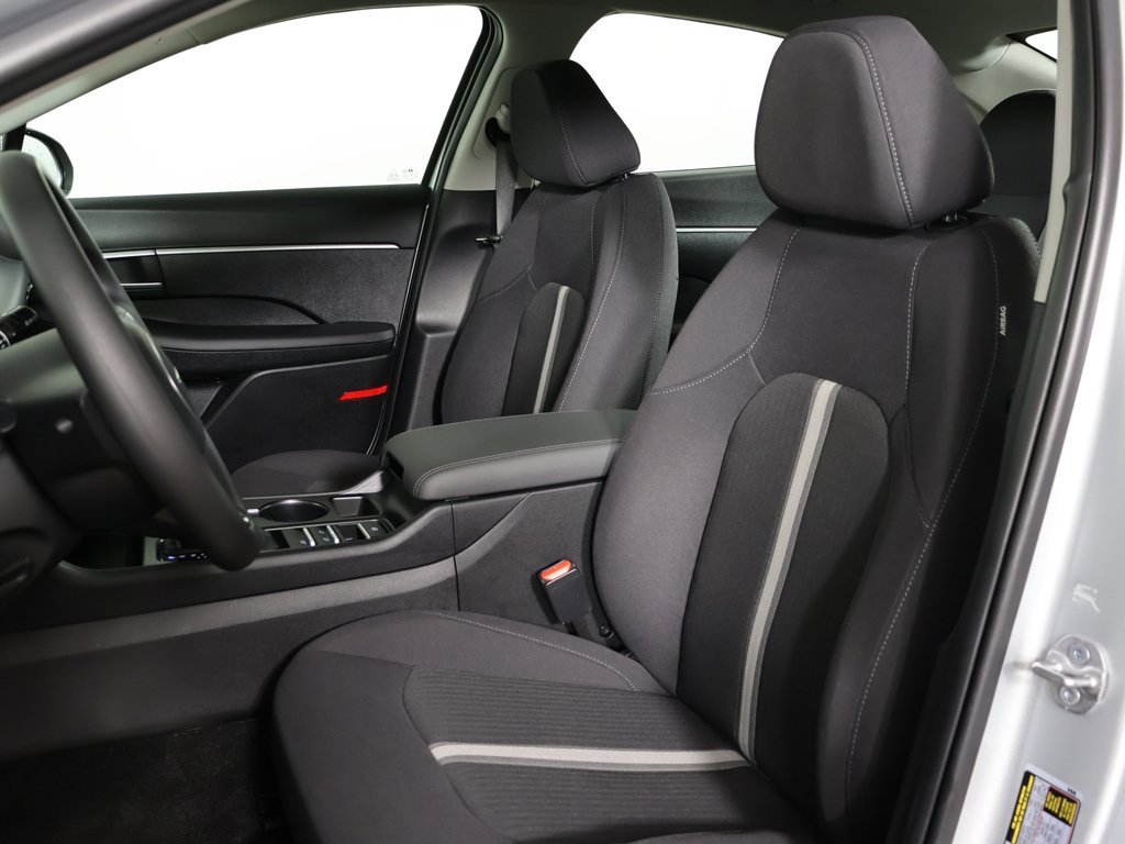 Certified 2025 Hyundai Sonata SE image 24