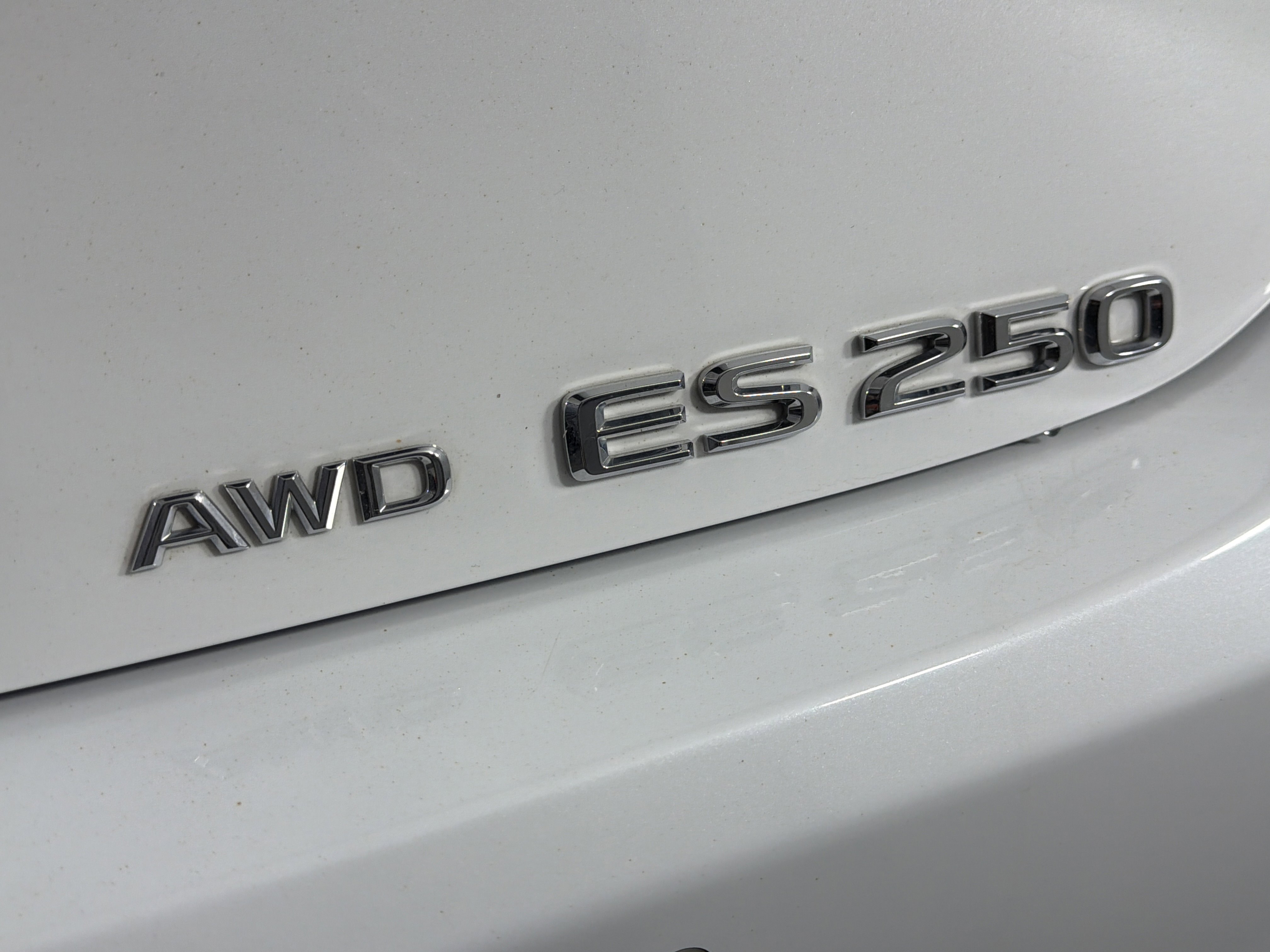 Used 2023 Lexus ES 250 w/ Accessory Package (Z1) AWD/4WD image 20