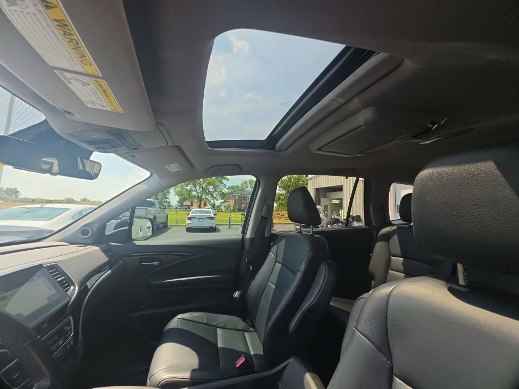 Used 2020 Honda Pilot Touring image 15