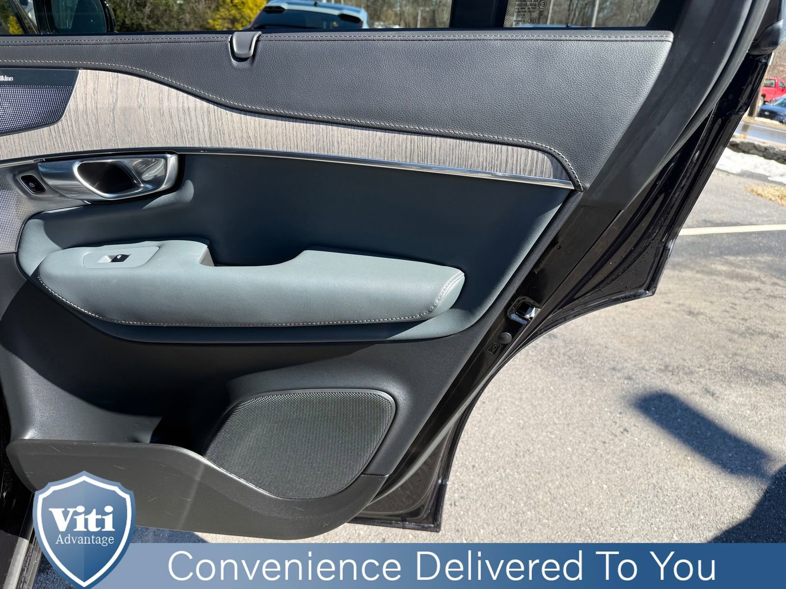 Certified 2023 Volvo XC90 T8 Ultimate w/ Protection Package Premier image 26