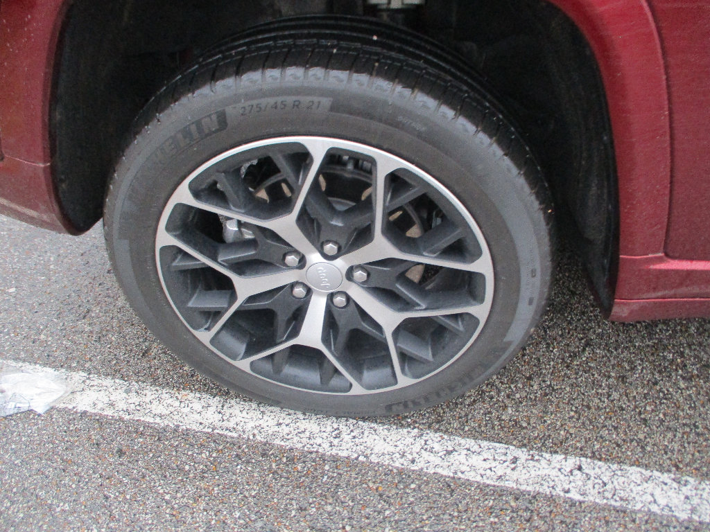 Certified 2023 Jeep Grand Cherokee Summit image 24