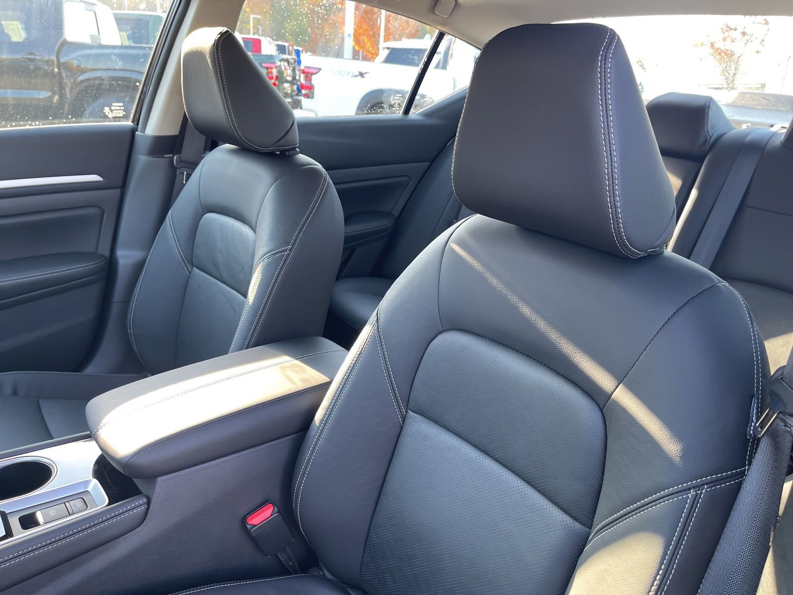 New 2025 Nissan Altima 2.5 SL image 18