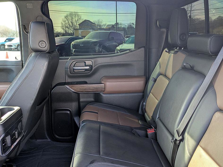 Used 2022 Chevrolet Silverado 1500 High Country w/ Technology Package image 23