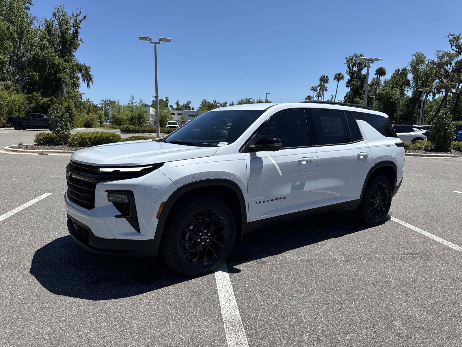 New 2026 Chevrolet Traverse LT w/ Midnight/Sport Edition FWD image 7