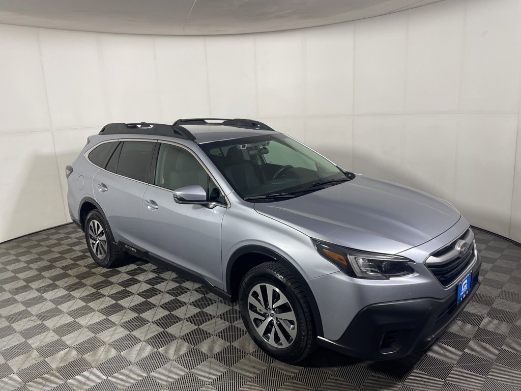 Used 2022 Subaru Outback Premium image 1