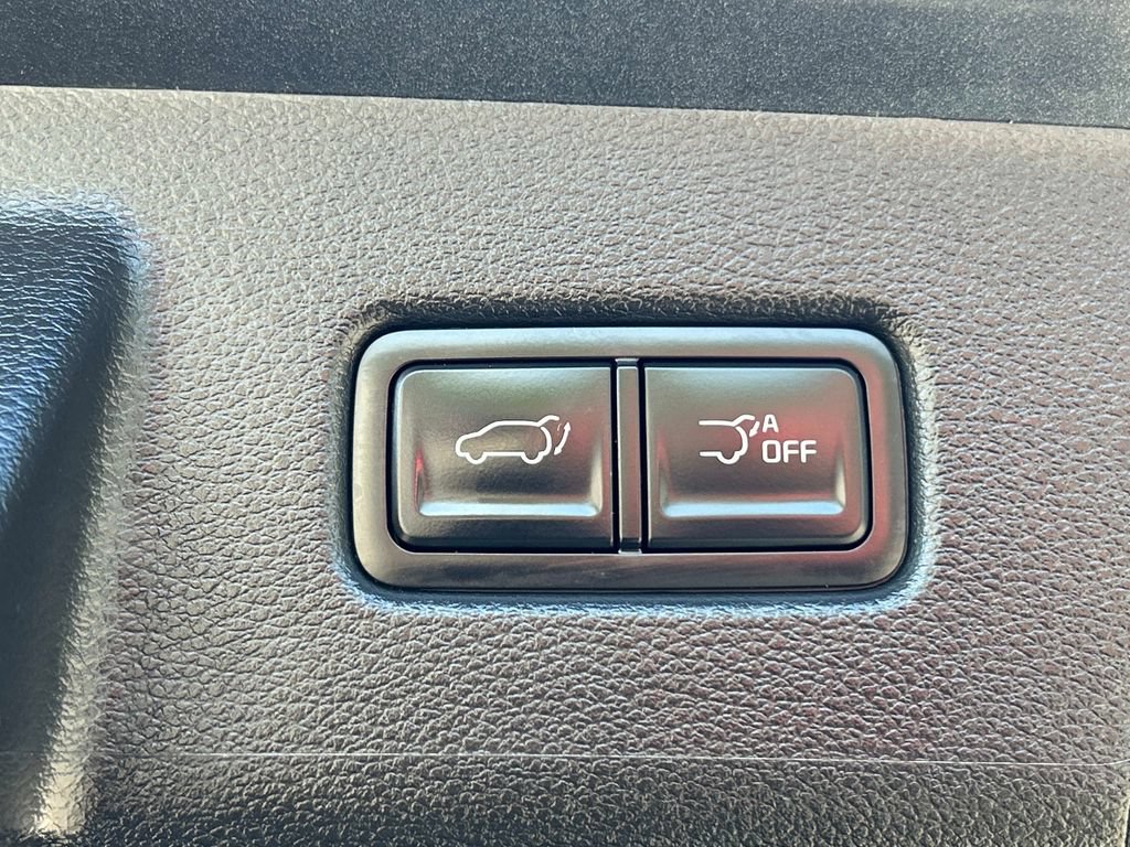 Used 2025 Kia Telluride S AWD/4WD image 17