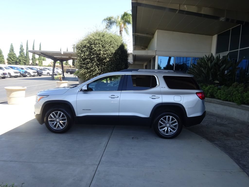 Used 2019 GMC Acadia SLE FWD image 4