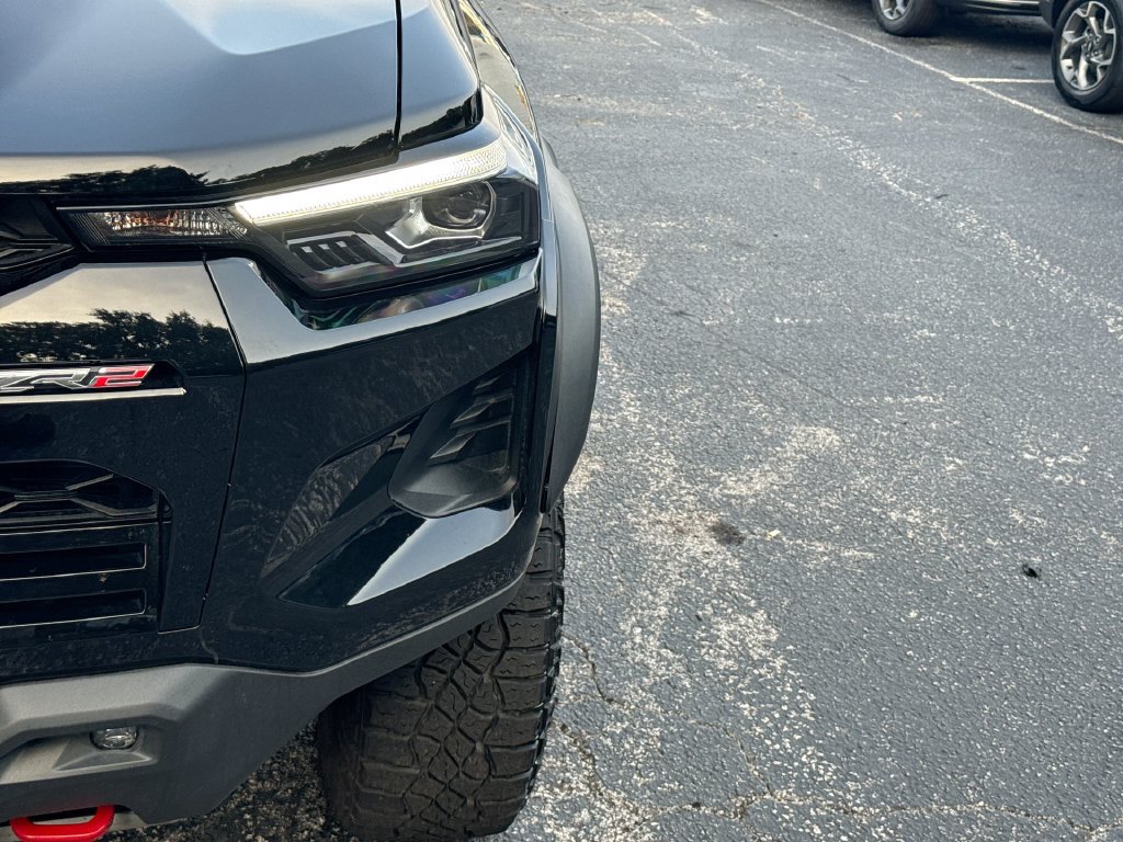 Used 2024 Chevrolet Colorado ZR2 w/ ZR2 Convenience Package III AWD/4WD image 10
