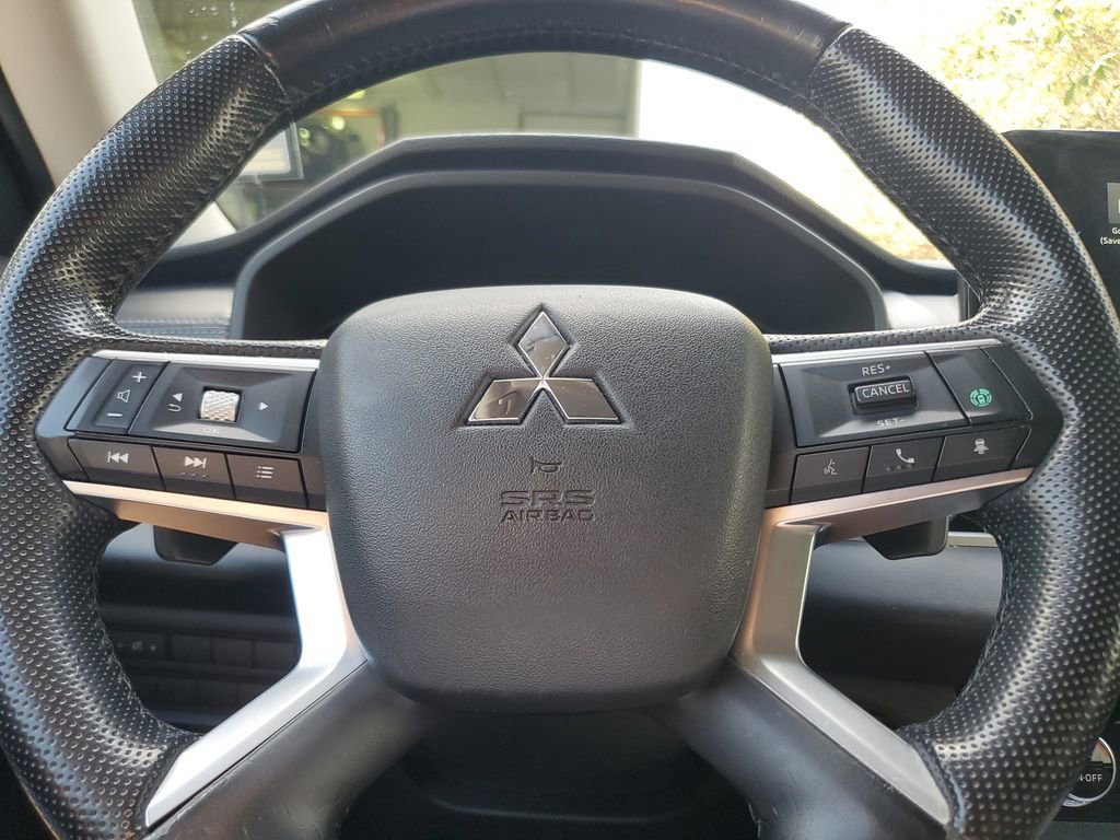 Used 2022 Mitsubishi Outlander SEL image 22