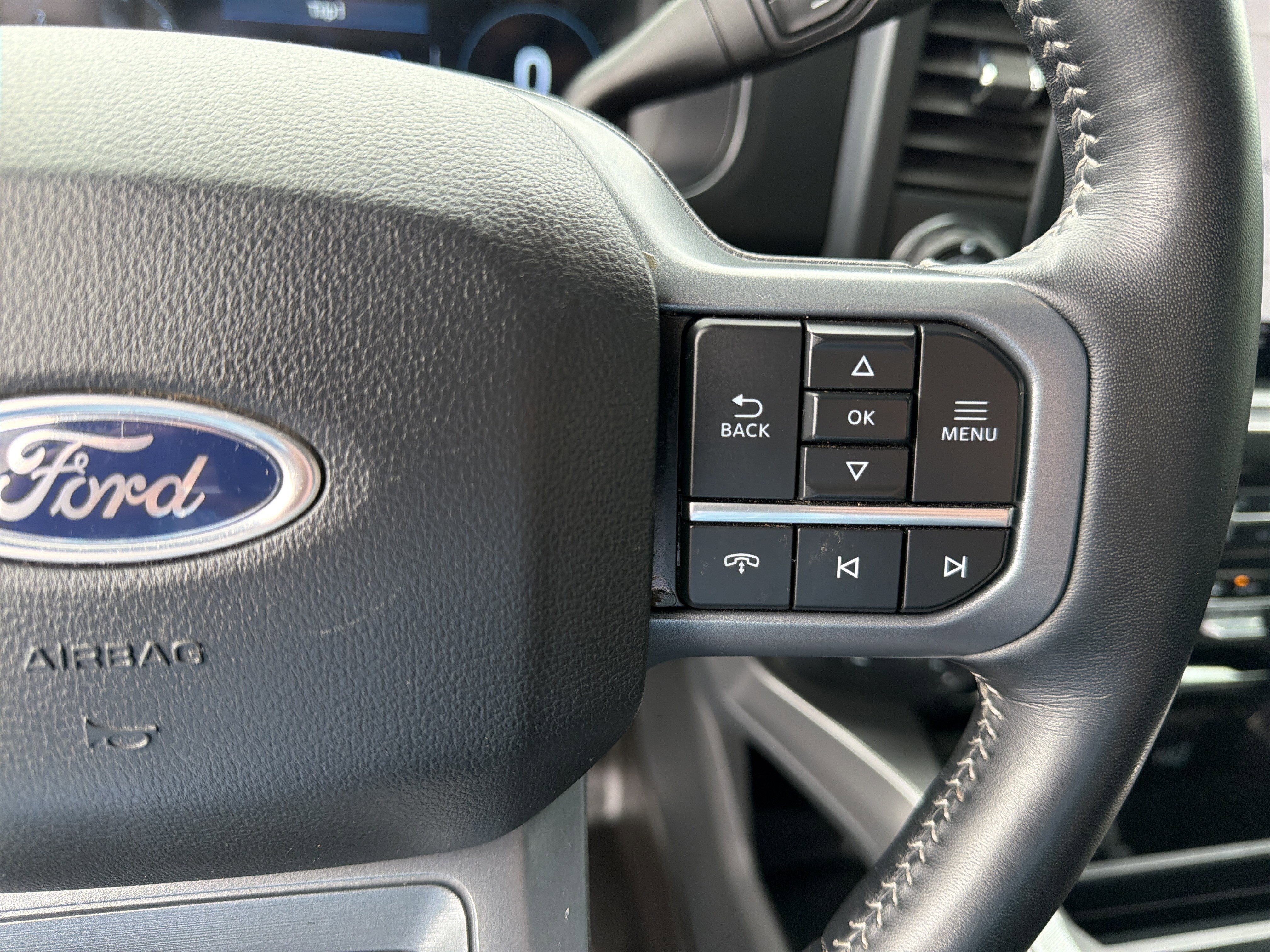 Used 2024 Ford F250 Lariat w/ Lariat Ultimate Package image 47