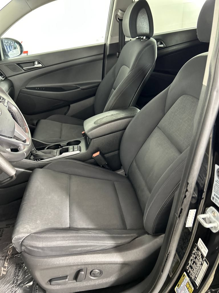 Used 2016 Hyundai Tucson Sport FWD image 12