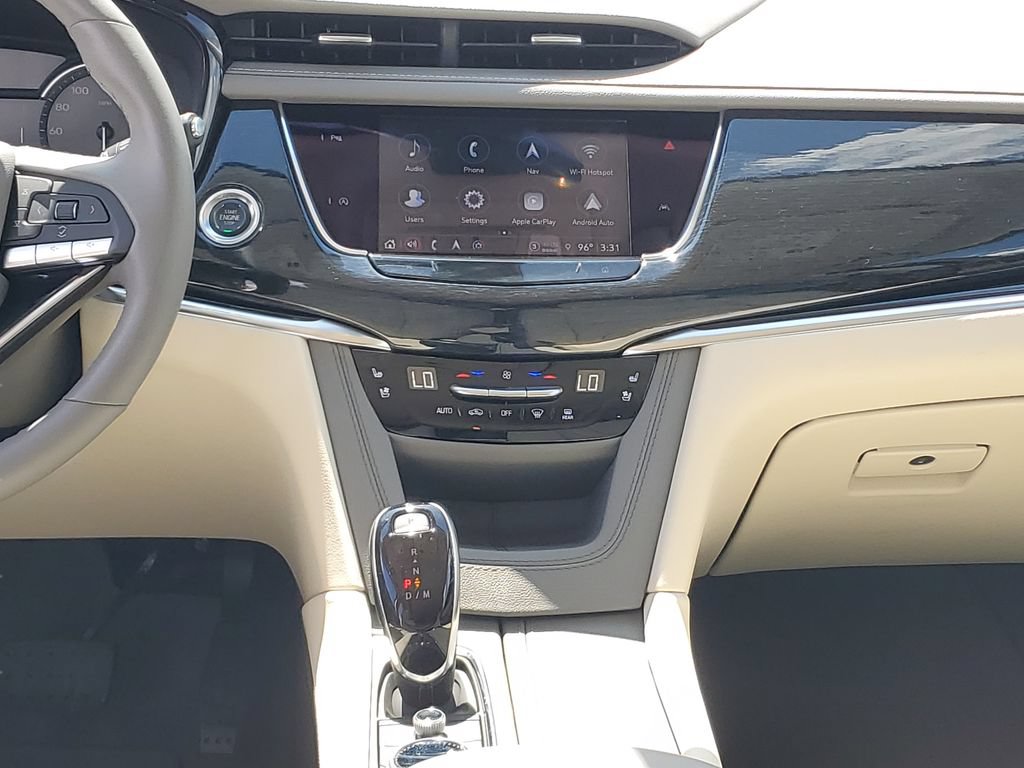 Used 2024 Cadillac XT6 Premium Luxury AWD/4WD image 15