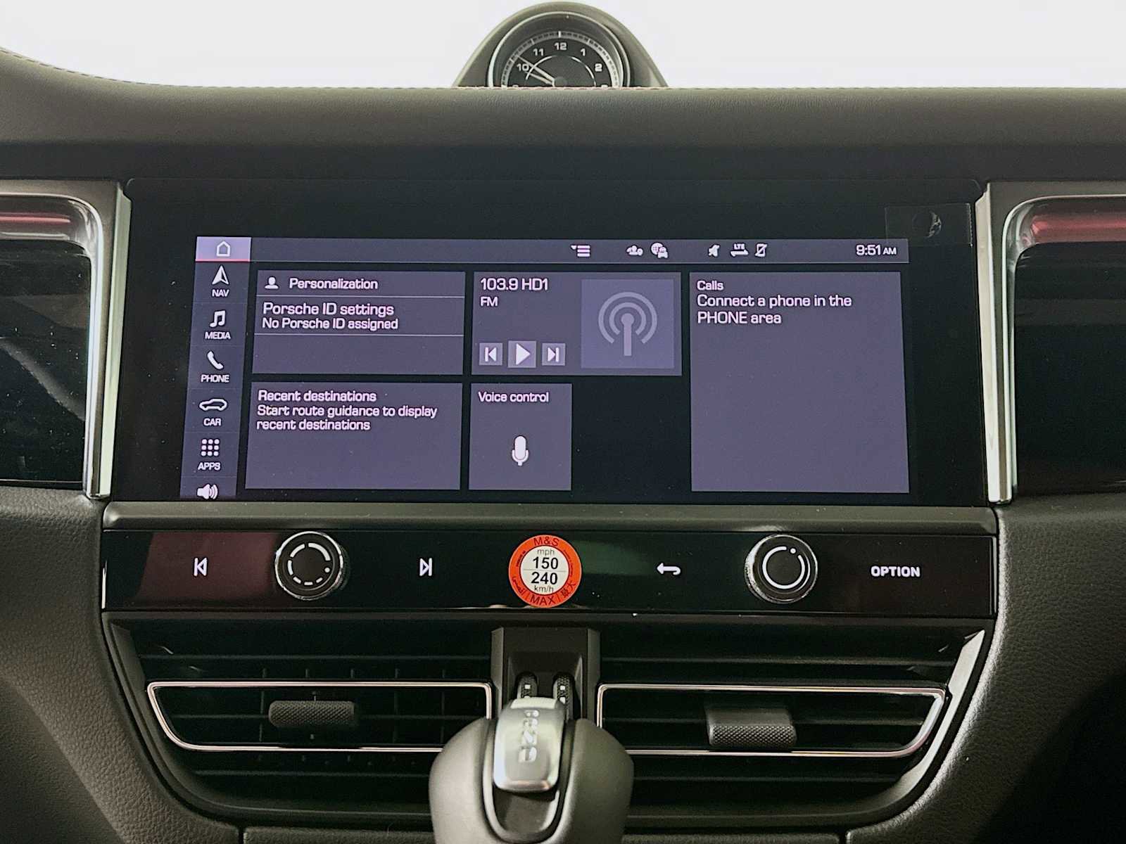 New 2026 Porsche Macan image 17