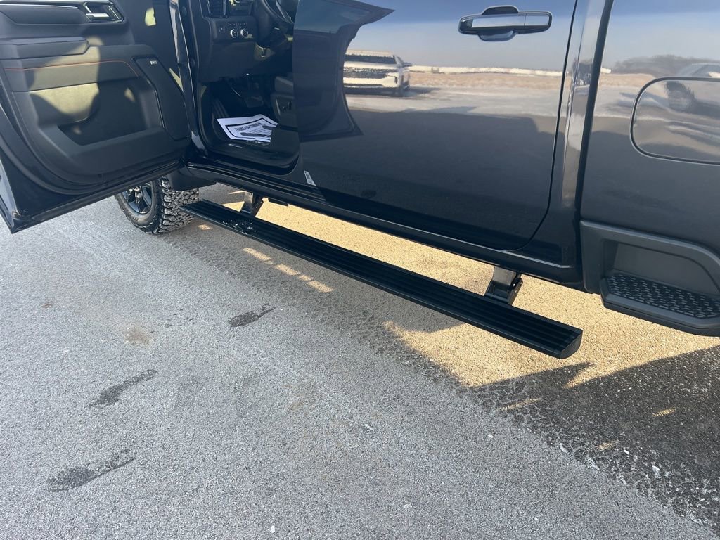 Used 2024 GMC Sierra 2500 AT4 w/ AT4 Premium Plus Package image 14