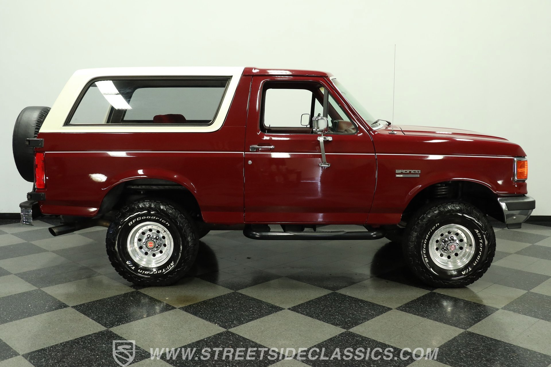 Used 1990 Ford Bronco AWD/4WD image 13