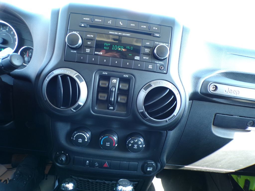 Used 2013 Jeep Wrangler Unlimited Sport image 21