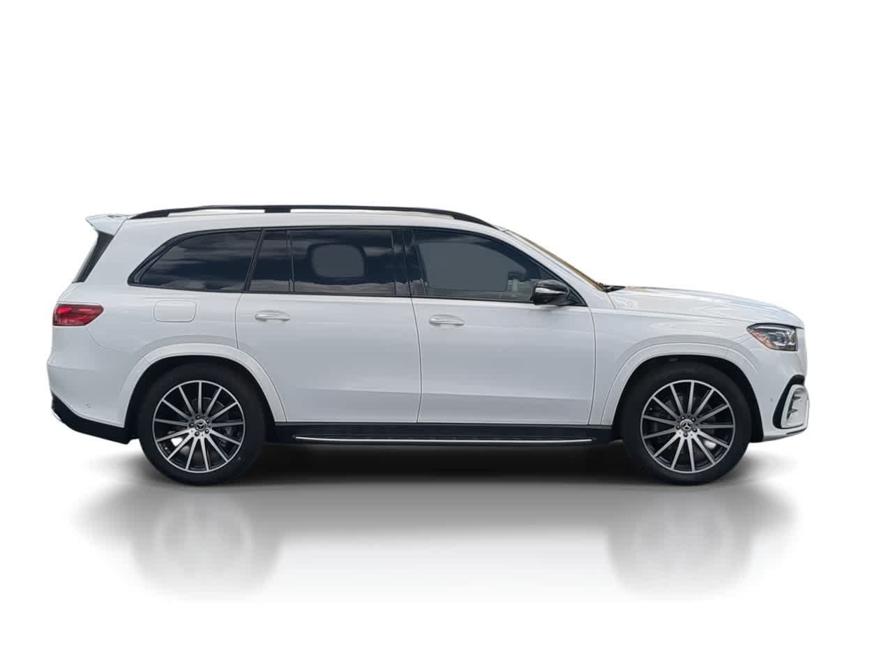 Used 2024 Mercedes-Benz GLS 450 4MATIC image 9
