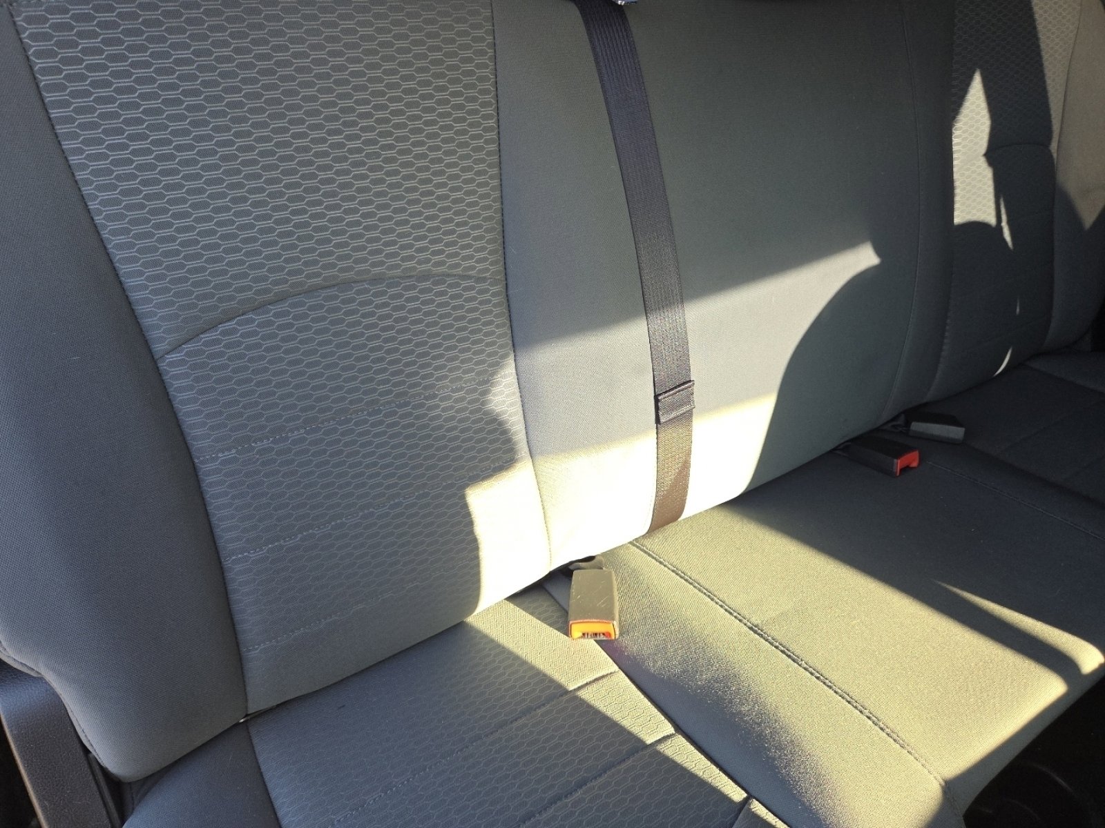 Used 2018 RAM 1500 Express image 21