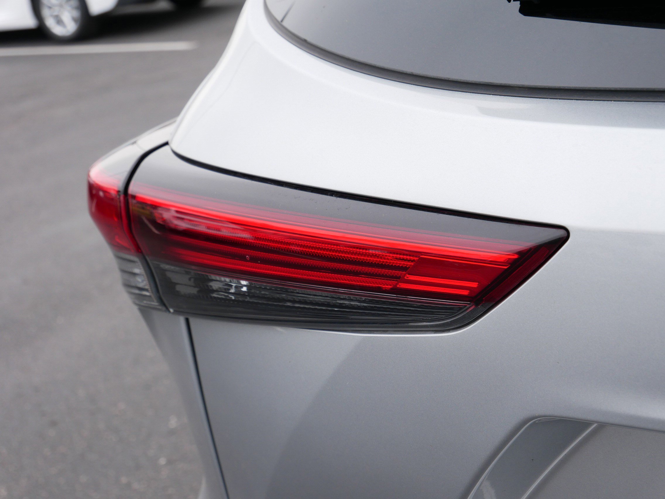 Certified 2023 Toyota Highlander XLE image 17