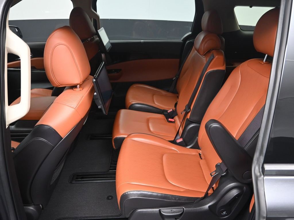 Certified 2022 Kia Carnival SX w/ Paint Protection Package image 28