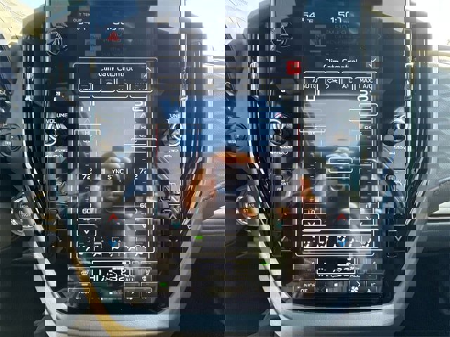 Used 2025 Subaru Forester Sport image 19