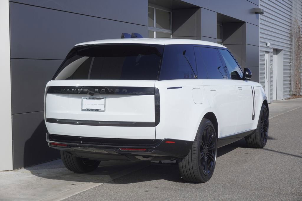 New 2026 Land Rover Range Rover Long Wheelbase SE AWD/4WD image 2