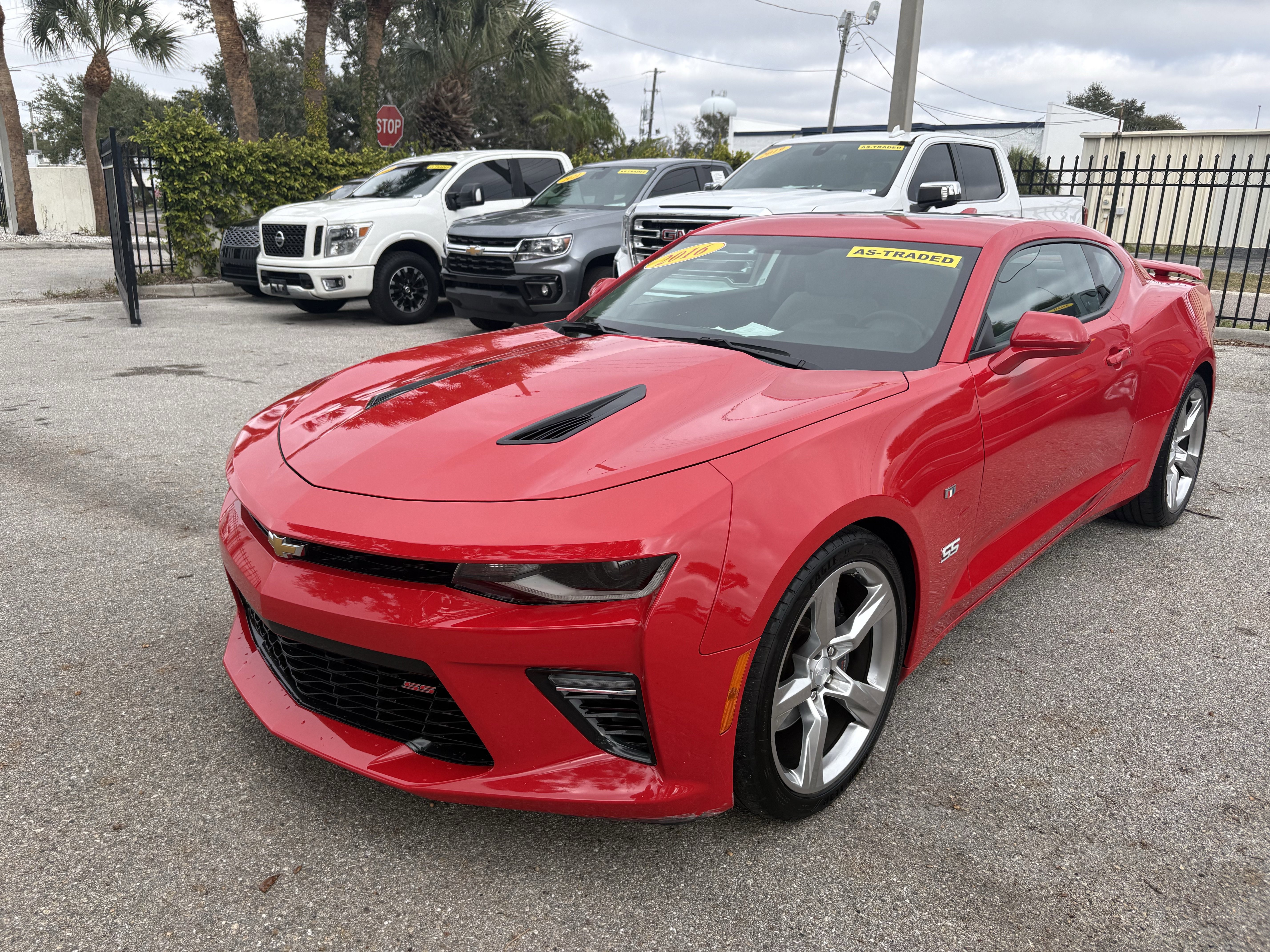 Used 2016 Chevrolet Camaro SS image 3