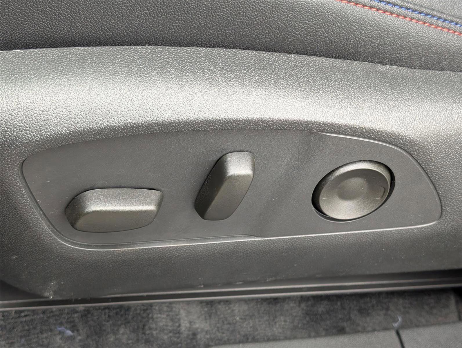 New 2026 Chevrolet Blazer EV RS w/ Super Cruise Package image 16