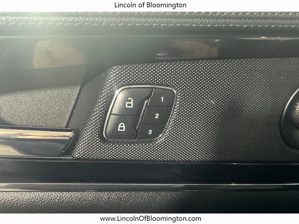 Certified 2023 Lincoln Nautilus Reserve w/ Equipment Group 201A image 38