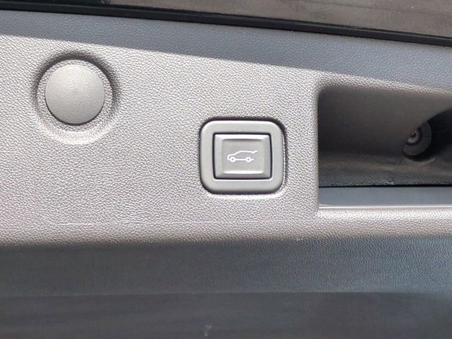 Used 2024 Chevrolet Equinox RS w/ RS Leather Package image 14