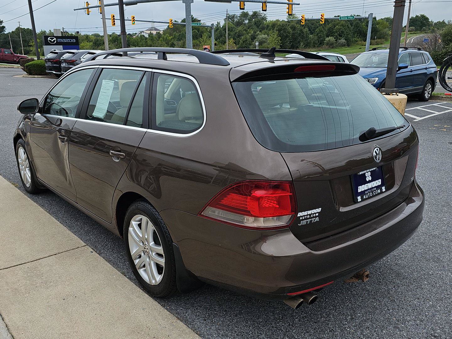 Used 2011 Volkswagen Jetta TDI FWD image 5