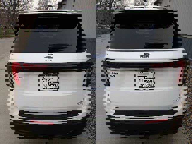 Used 2025 Ford Explorer ST-Line image 6