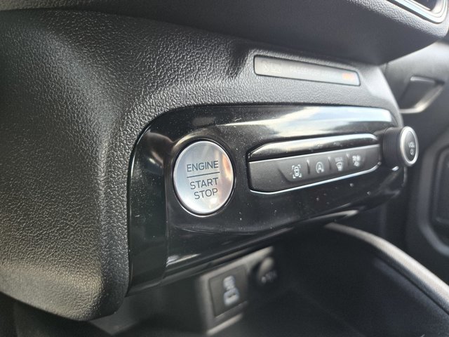 Certified 2023 Ford Escape ST-Line AWD/4WD image 23