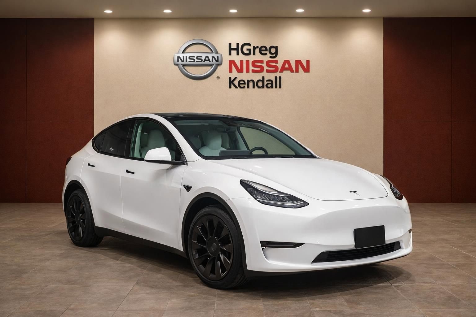 Used 2023 Tesla Model Y Long Range AWD/4WD image 3