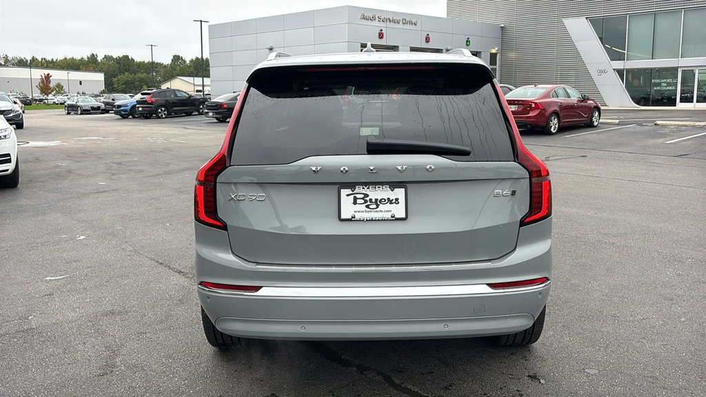 New 2027 Volvo XC90 B6 Plus AWD/4WD image 29