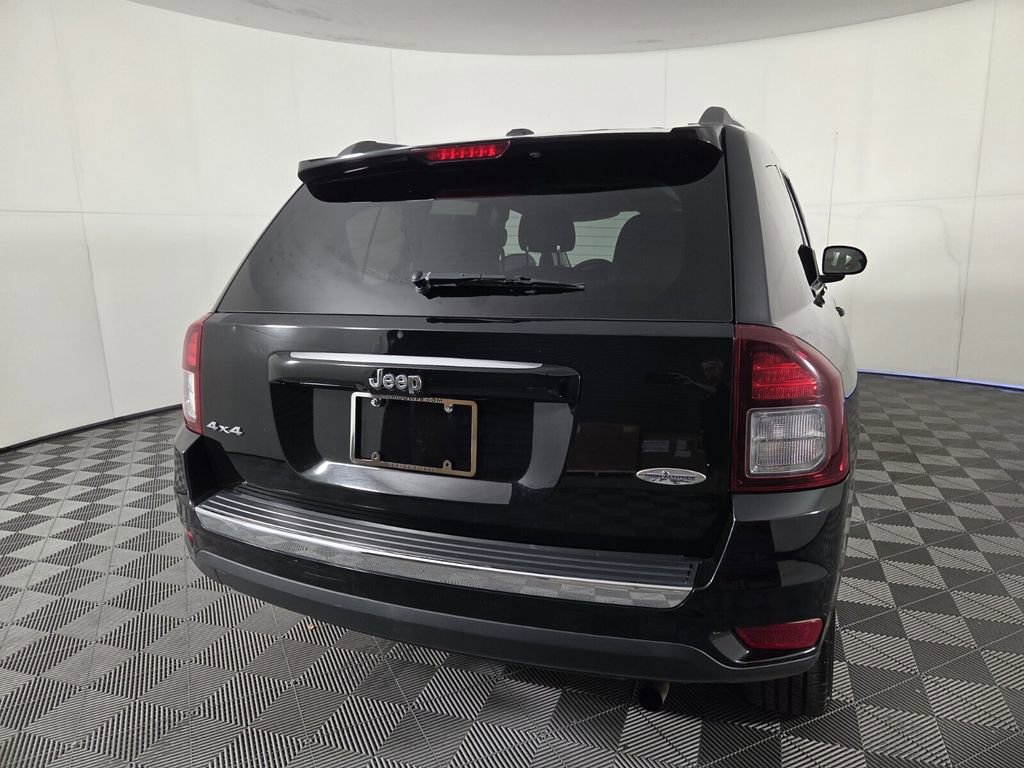 Used 2015 Jeep Compass High Altitude image 7